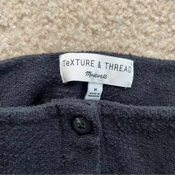 Madewell | Texture & Thread Button-Front Top - Picture 3 of 7